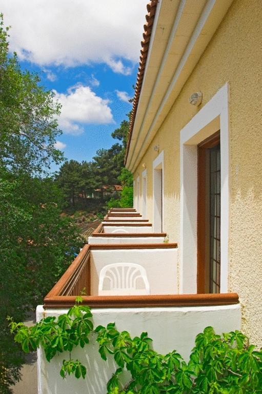 Pendeli Hotel Platres Exterior foto